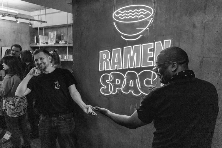 Ramen Space desks and monitors